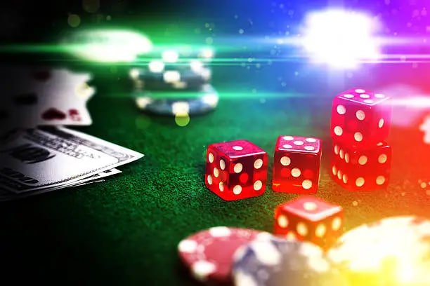 Baccarat Live Dealer မြန်မာ ကစားသမားနှင့် ကတ်ဖဲဖြန့်မှု